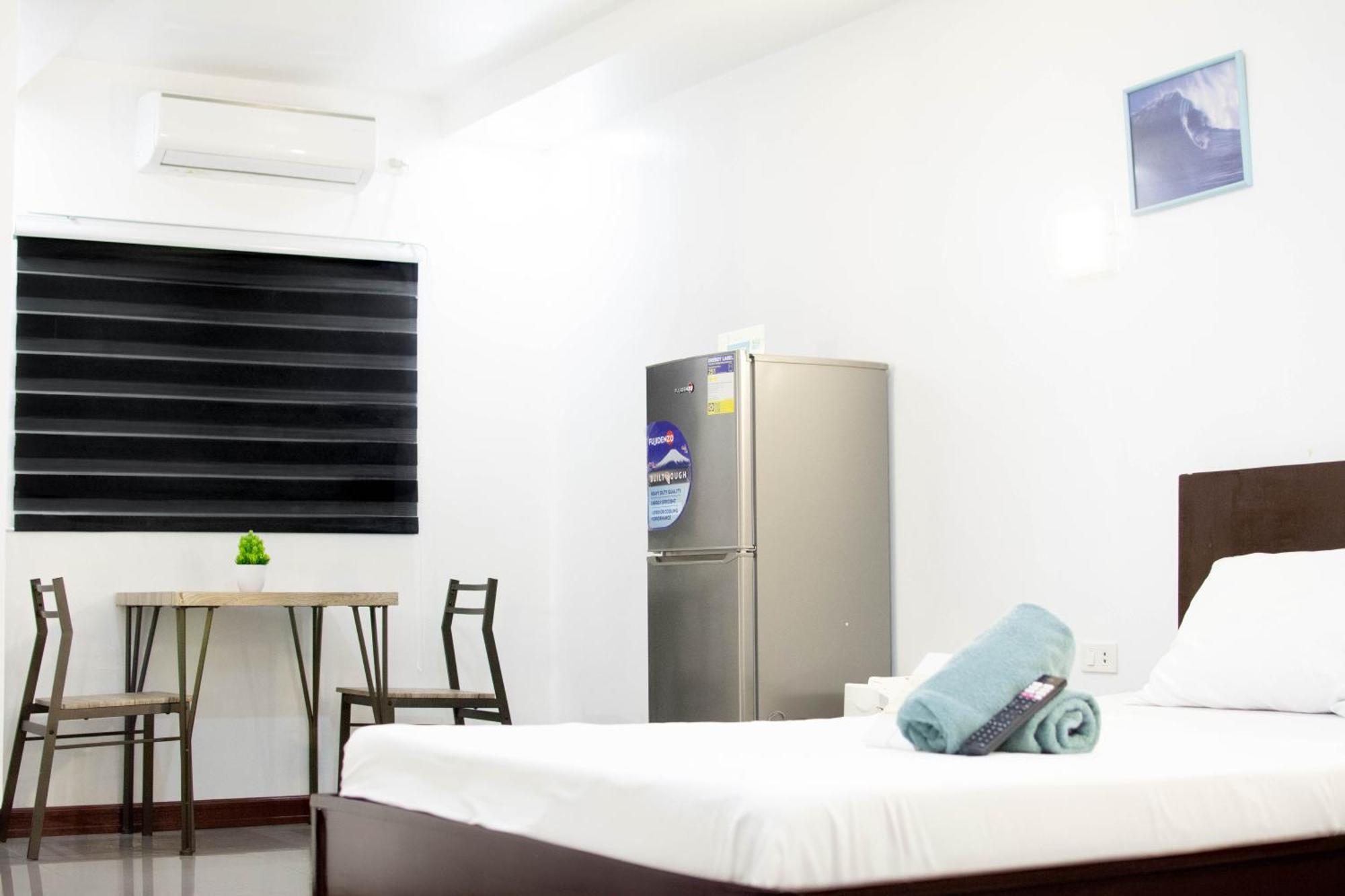 Vincent Resort Hotel อังเฮเลส ภายนอก รูปภาพ