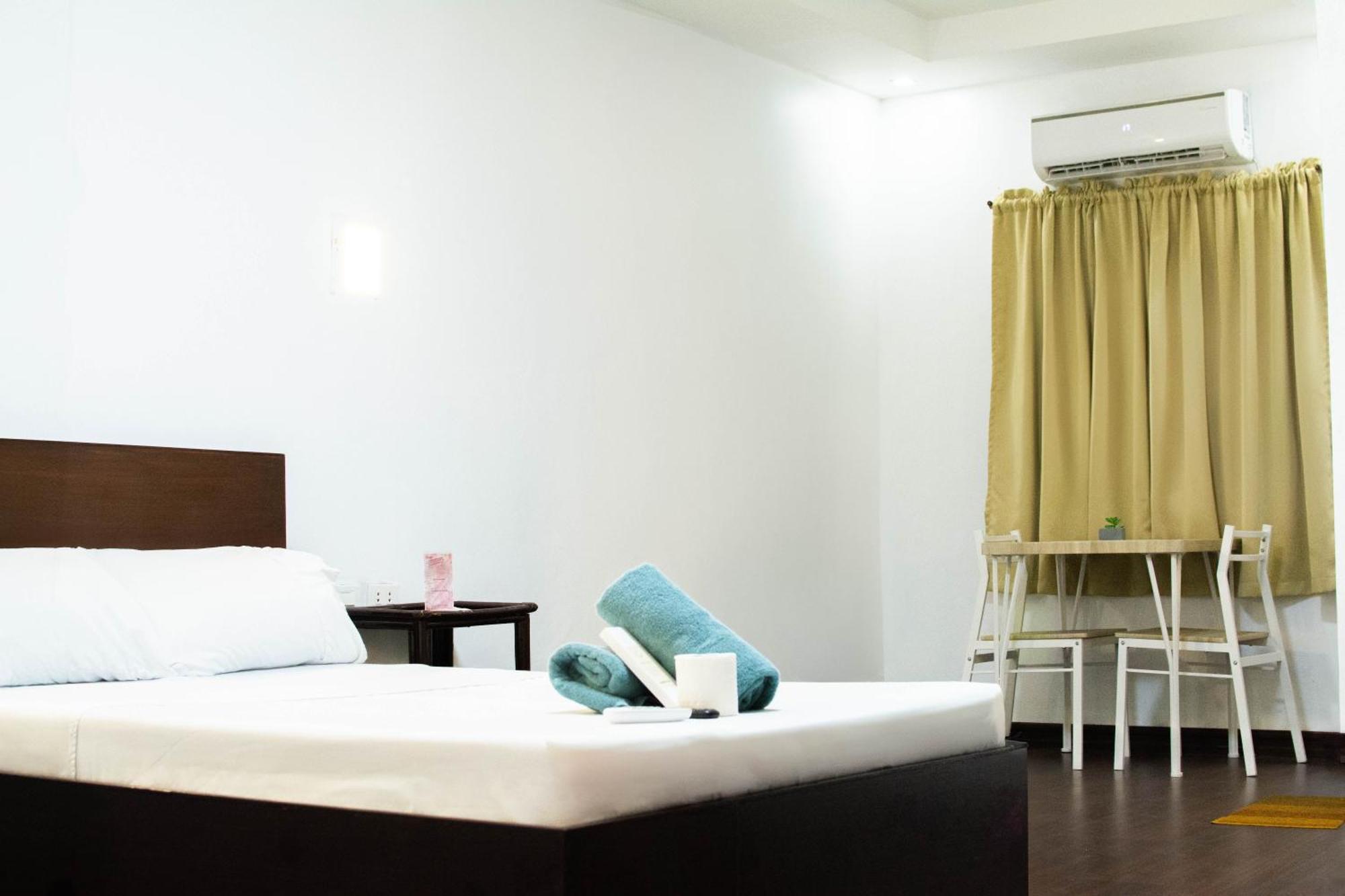Vincent Resort Hotel อังเฮเลส ภายนอก รูปภาพ